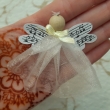 Organza, dreveny koralek, papir, fixa, masle